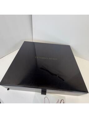 Victoria's Secret Black Lacquered Jewelry Organizer Box‎ Hinged Lid Divided